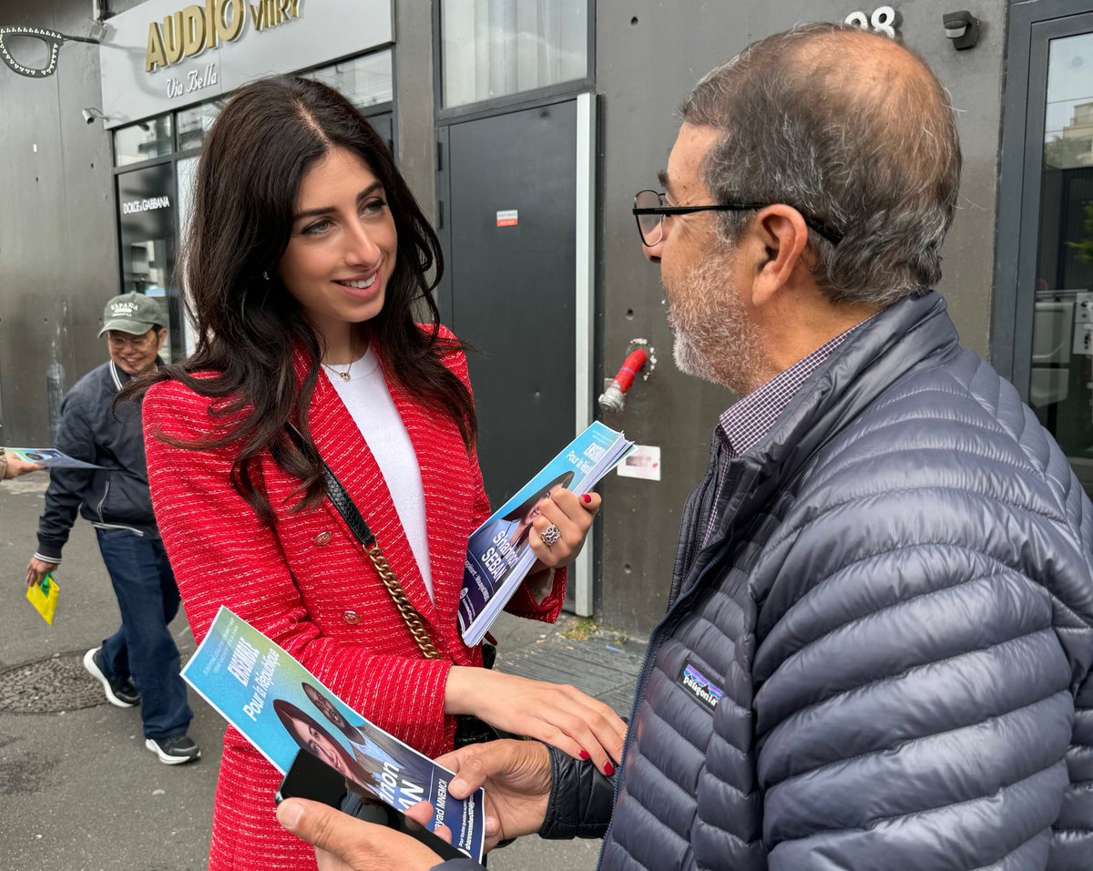 ShannonSeban's tweet photo. Avec vous, à votre écoute, ce matin, à Vitry-sur-Seine-Nord. 🤝 

Pouvoir d’achat, sécurité, logement : déterminée à répondre, avec efficacité, à vos préoccupations. https://t.co/cjNYsaA5c7