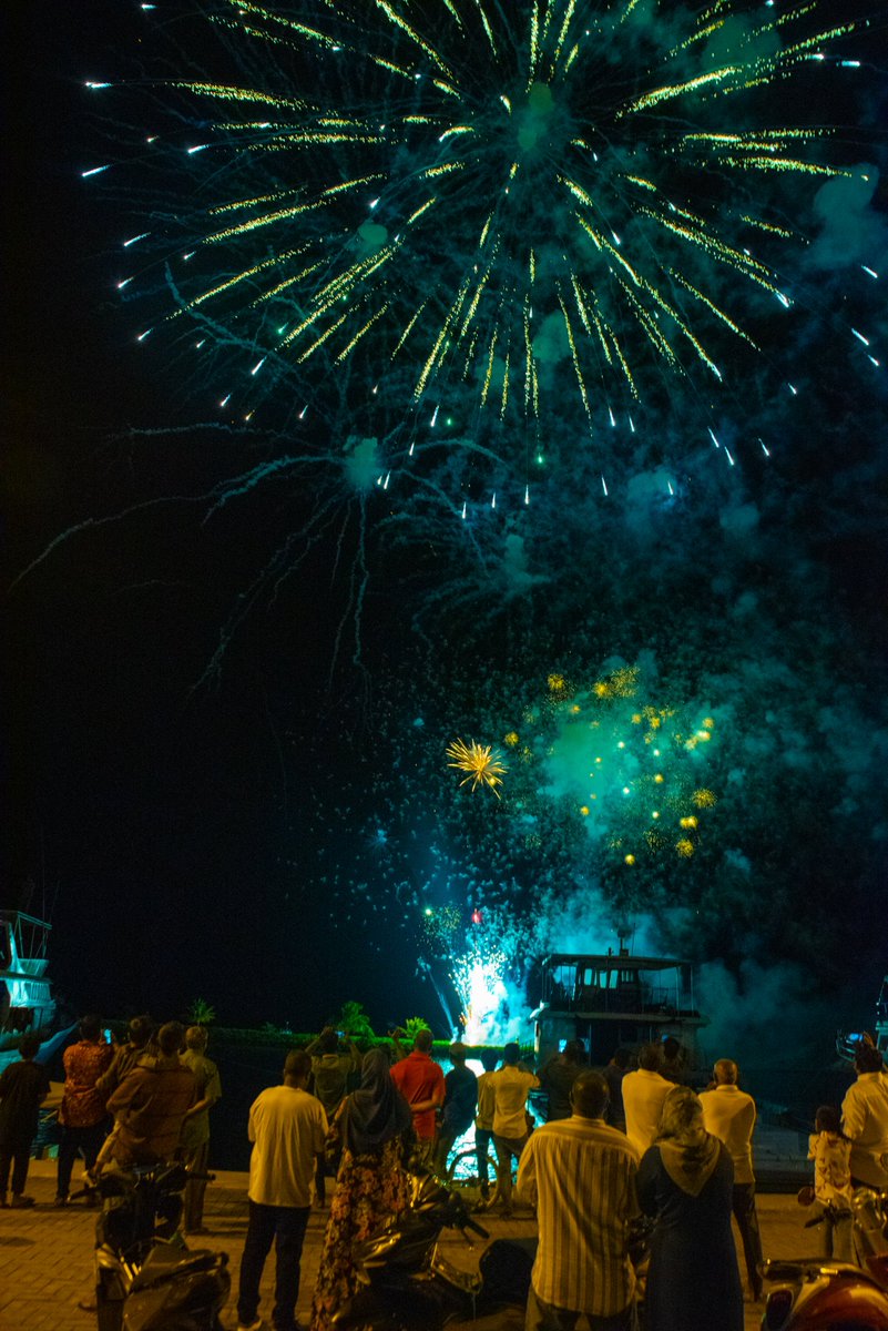 gemanafushi's tweet photo. Eid Firework 🎆
With compliments from Gemanafushi Dhaairaa MP Asadhu. Thank you MP Asadhu 🙏🏻 https://t.co/jq5YC6qgqB