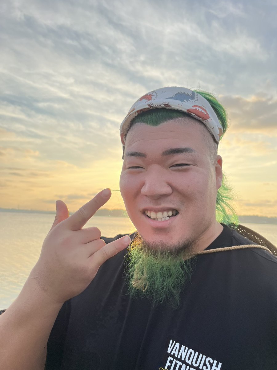 official_hulk_'s tweet photo. もうすぐ夏が来るね https://t.co/dxFcpR3MY6