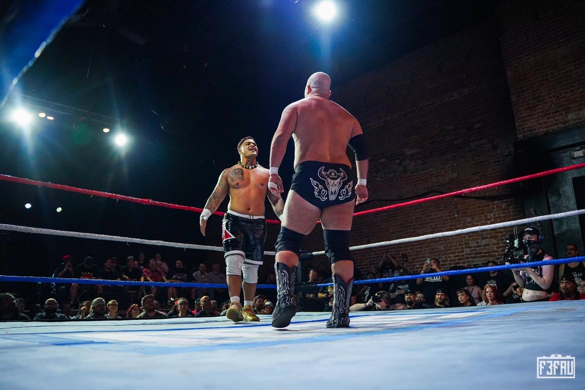 F3FAU's tweet photo. @Zillafatu vs @1called_manders at @GCWrestling_ #GCWFace https://t.co/CkpQ3hAUNn