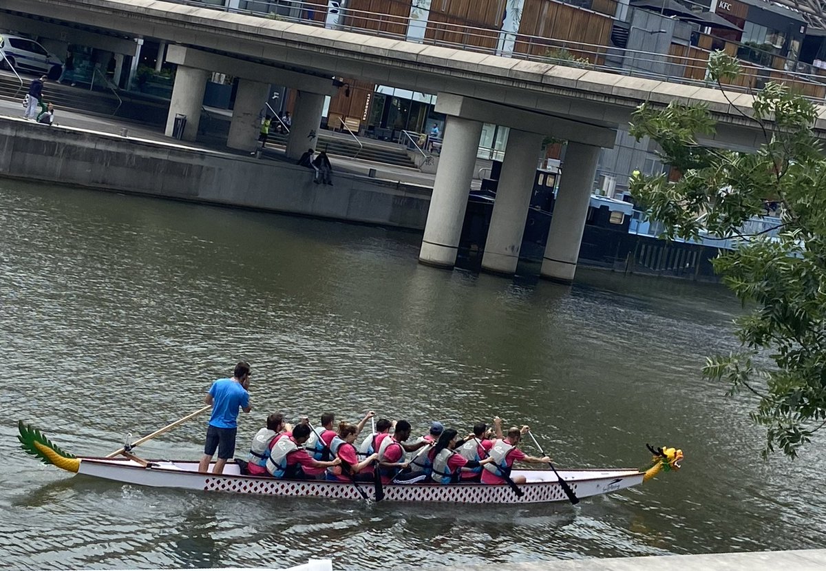 Ce vendredi à l’Embarcadère (Lyon 02), nos conseillers CEJ de <a href="/PE_stpriest/">Nathalie COMTE</a> ont pu participer au jeux de la diversité organisés par <a href="/FACEGrandLyon/">FACE Grand Lyon</a>.

Coaching, entretiens avec des employeurs pour nos jeunes 🤝🏼 et bonne humeur sur le thème du sport 🏃🏻🏅🏃🏻‍♀️