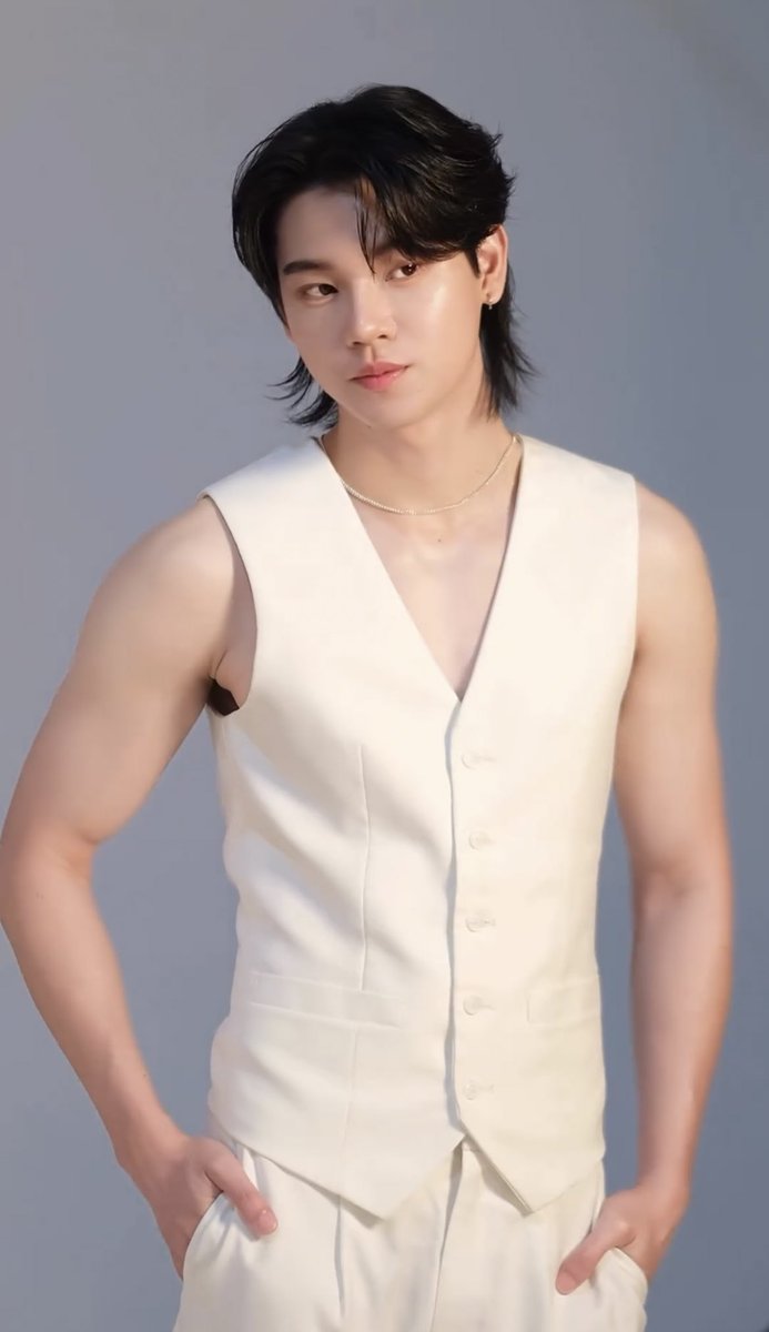 YinOFFICIALTH's tweet photo. แพ้คุณหยิ่นทุกลุคจริงๆ🤍🤍

#FriendsofDestinyYinWar
#yinyin_anw Yin Anan @yinyin_anw #หยิ่นวอร์ https://t.co/EL2NiocIzB