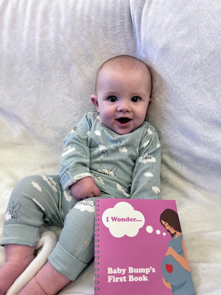 The AMAZING Sure Start Speech &amp; Language Team has created a book to help families bond with their 'bumps'🤰

Check out Zach's ‘I Wonder...Baby Bump’s First Book’! His parents loved being involved in this fab project 📖

Read more about this great idea: bit.ly/3xn9Aqp ✨