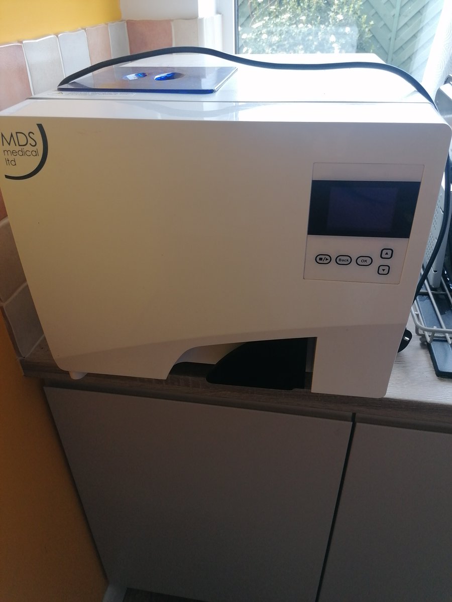 podiatrysupply's tweet photo. Looking for a great second hand autoclave? Check out our latest listing for an MDS 12Ltr. https://t.co/whfcpaaYtL https://t.co/IULZagbeK0