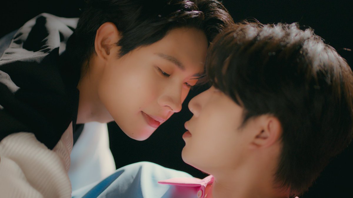 hubboyslove's tweet photo. 🚨 MAS JÁ?! #BattleOfTheWriters, novo BL dos #TutorYim, estreia 29 de JULHO! https://t.co/HbBFTn2LgG