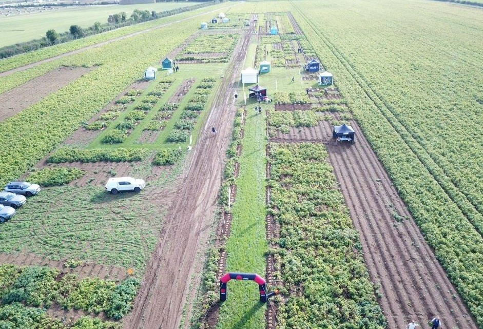 British Potato (@britishpotato_) on Twitter photo BREEDERS exhibiting new varieties at the annual Caythorpe Open Days, have given British Potato Review a sneak preview. britishpotato.co.uk/news/ <a href="/Agrico_UK/">AgricoUK</a> <a href="/1CygnetPB/">Cygnet PB</a> <a href="/CullyTheCook/">Cullen Allen</a> <a href="/GrampianGrowers/">Grampian Growers Ltd</a> <a href="/HzpcUk/">HZPC UK🥔</a> <a href="/IPMPotatoGroup/">IPM Potato Group Ltd</a> <a href="/MeijerSeed/">Meijer Potato UK</a> <a href="/SolanaUK/">Solana Seeds UK</a> <a href="/germicopa/">Germicopa</a> <a href="/StetUKLtd/">Stet Potato Ltd</a> BREEDERS exhibiting new varieties at the annual Caythorpe Open Days, have given British Potato Review a sneak preview. britishpotato.co.uk/news/ <a href="/Agrico_UK/">AgricoUK</a> <a href="/1CygnetPB/">Cygnet PB</a> <a href="/CullyTheCook/">Cullen Allen</a> <a href="/GrampianGrowers/">Grampian Growers Ltd</a> <a href="/HzpcUk/">HZPC UK🥔</a> <a href="/IPMPotatoGroup/">IPM Potato Group Ltd</a> <a href="/MeijerSeed/">Meijer Potato UK</a> <a href="/SolanaUK/">Solana Seeds UK</a> <a href="/germicopa/">Germicopa</a> <a href="/StetUKLtd/">Stet Potato Ltd</a>