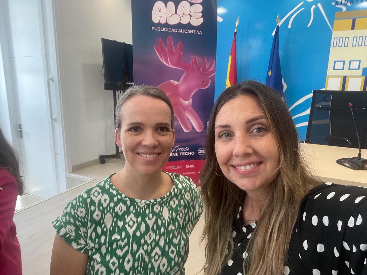 Easypromos's tweet photo. 📣¡Easypromos #OnTheRoad! 🚉🚌✈️
🔥El pasado fin de semana realizamos talleres por partida doble: estuvimos en los Premios Alce, en Benidorm, y en eCongress Málaga. Gracias a todos los asistentes y a los organizadores de estos eventos.
😎¿Te atreves a pronosticar el siguiente evento donde estaremos presentes?
@asociacion361 @eCongressMalaga #plataformadigital #easypromos #eventos