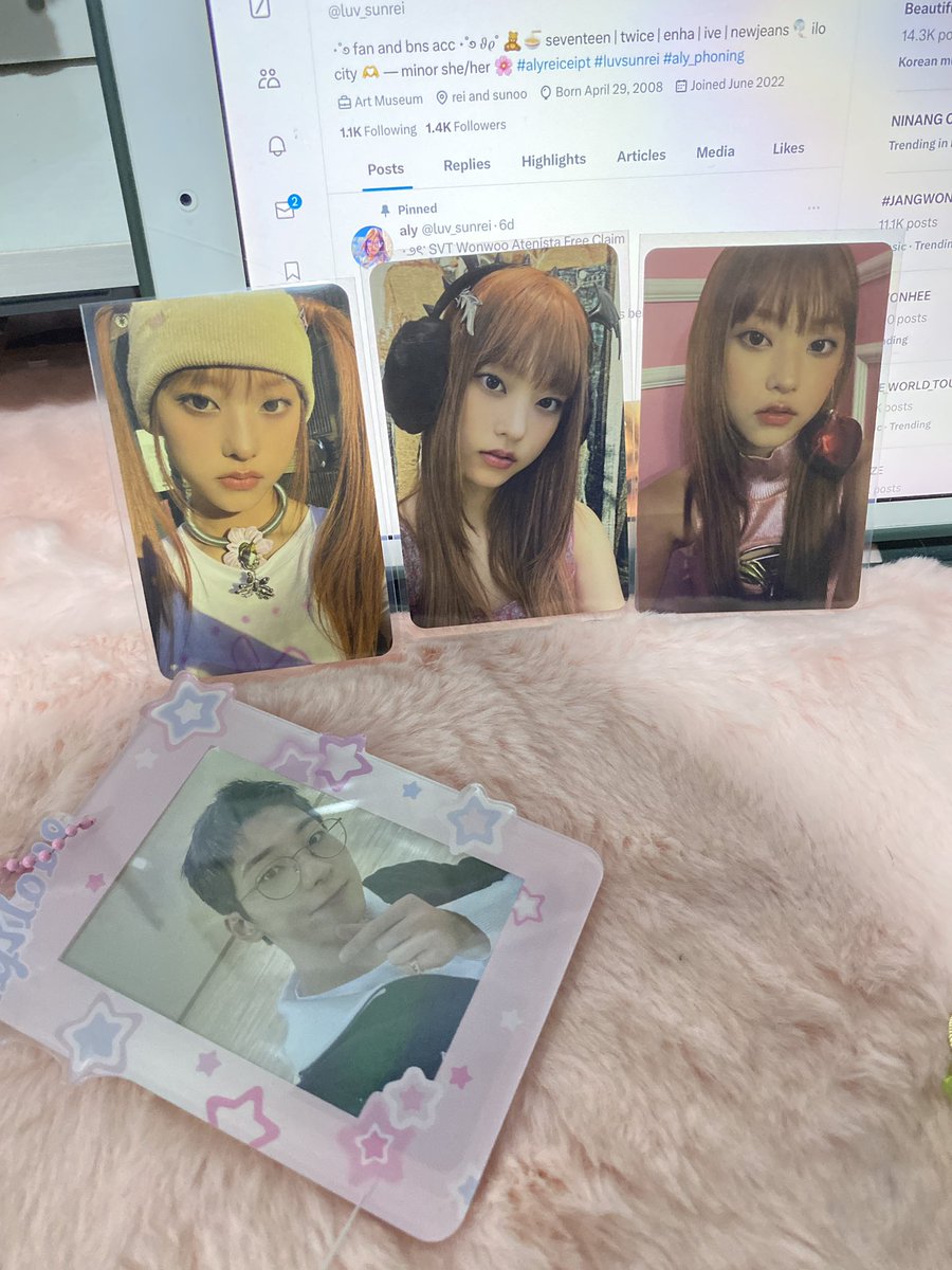 reibiscus's tweet photo. may inch ba?

wts lfb haerin photocards official 

       ₱250 with pc holder

tags. newjeans haerin beanie earmuff diesel pc ph omg https://t.co/8IiNrKfvvn