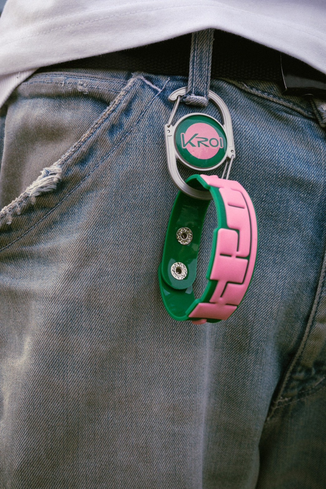 Kroi ピンズ Kroi UNSPOIL 【シークレット】ピンバッジ サイン入り