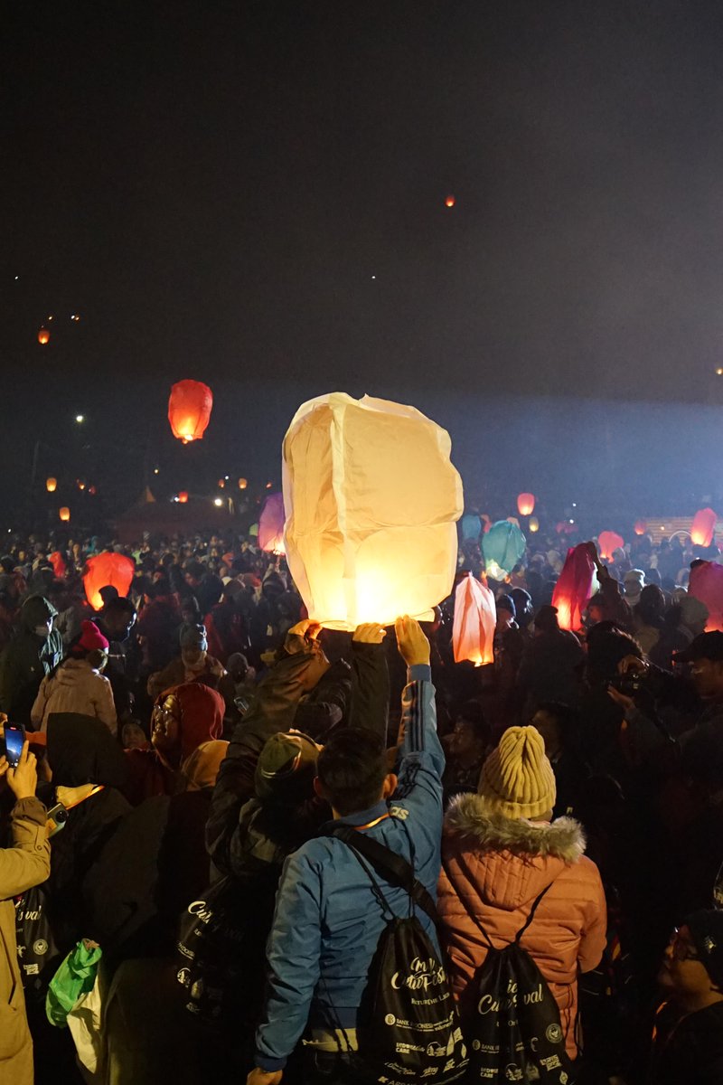 FestivalDiengID's tweet photo. Dieng Culture Festival 2024 sudah didepan mata nih Ka...

Selamat mencari gandengan, selamat menabung dan sampai berjumpa di rumah kami.

Untuk informasi tiket, kami akan segera membuka sistem penjualan di website kami.

Mohon ditunggu dan sabar yagesyaa... 😬😬😬 https://t.co/AAM47kCbKu