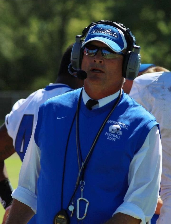 Hville Wildcats FB (@hvillewildcatfb) on Twitter photo Congratulations to former <a href="/HvilleWildcatFB/">Hville Wildcats FB</a> head coach (2008-2013), assistant coach (2005) on being inducted into the GKCFCA Hall of Fame on Saturday, June 15, 2024. <a href="/HvilleSchools/">HvilleSchools</a> Congratulations to former <a href="/HvilleWildcatFB/">Hville Wildcats FB</a> head coach (2008-2013), assistant coach (2005) on being inducted into the GKCFCA Hall of Fame on Saturday, June 15, 2024. <a href="/HvilleSchools/">HvilleSchools</a>