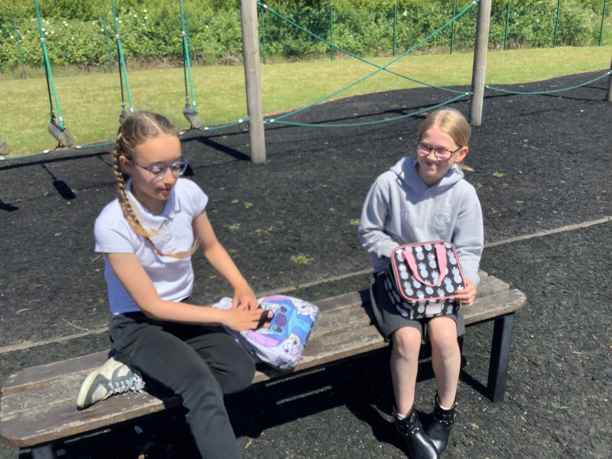 EKellyStAnnes's tweet photo. Our lovely year 6 crew enjoyed eating lunch together in the sunshine today hopefully the sun will last! @AWebbStAnnes @StAnnes_EHS https://t.co/n58SpEvERD