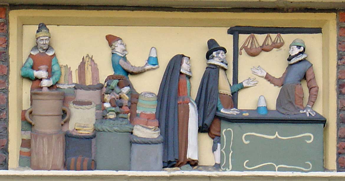 Het streekarchief organiseert op 29 juni een rondwandeling over het koloniaal en slavernijverleden in  #Gouda. De wandelingen worden gegeven door masterstudente Publieksgeschiedenis Enora Stam, die de wandeling ook samenstelde. Meer info en reserveren via samh.nl/nieuws/rondwan…