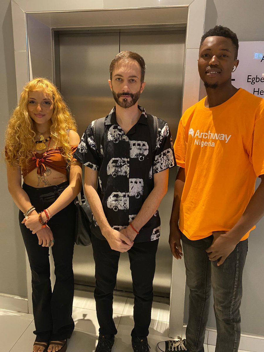 ArchwayHQNG's tweet image. 🇳🇬 Architect had presence at @LagosBlockWeek from 10th to 15th June, 2024.

Proud to see our community members actively representing Archway at Lagos Blockchain Week! Capture the value you create with @archwayhq.

#LBW2024 #LagosBlockchainWeek