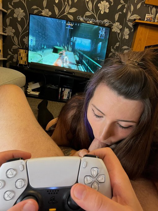 Seeing how long before he gets distracted https://t.co/pH3Ys2vkCK