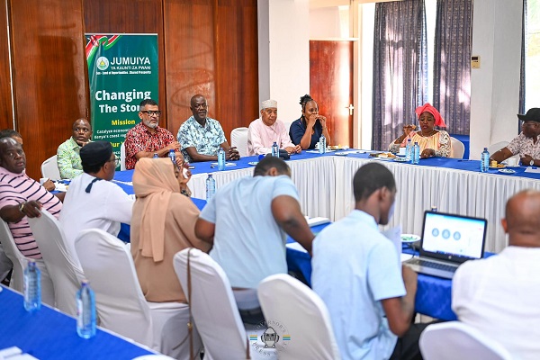 RadioStar__FM's tweet image. DHAGEYSO:Barasaabyada ismaamullada gobolka Xeebta oo diiday inay la kulmaan madaxweynaha Kenya starfm.co.ke/archives/85916 #Muguka