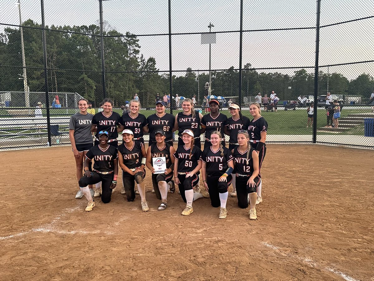 Amazing weekend with my girls at the Virginia State Championship! Came so close in the final game, team went 6-1.
17.2 innings, 26 SO, .396 ERA, 1 run allowed. Can’t wait to get back at it next weekend in Raleigh at Titans Showcase. 
@unity_2024_2025