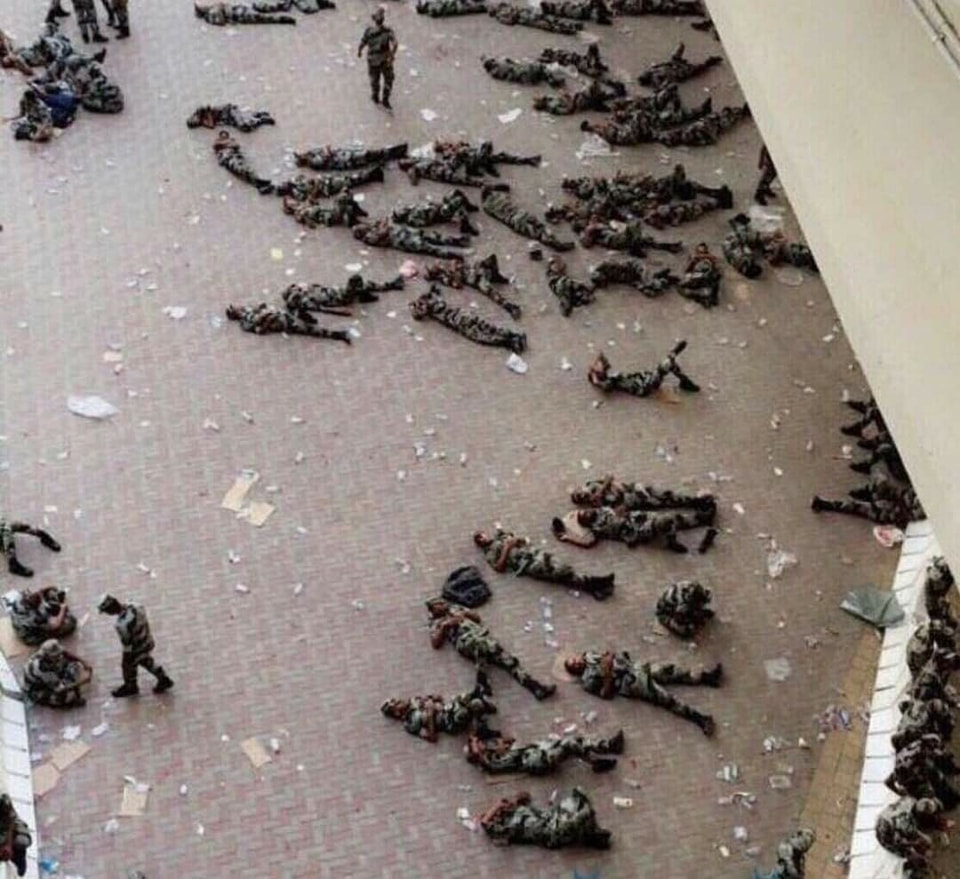 Saudi 🇸🇦 Security officers resting on the ground after completing 🕋 Hajj Duty.