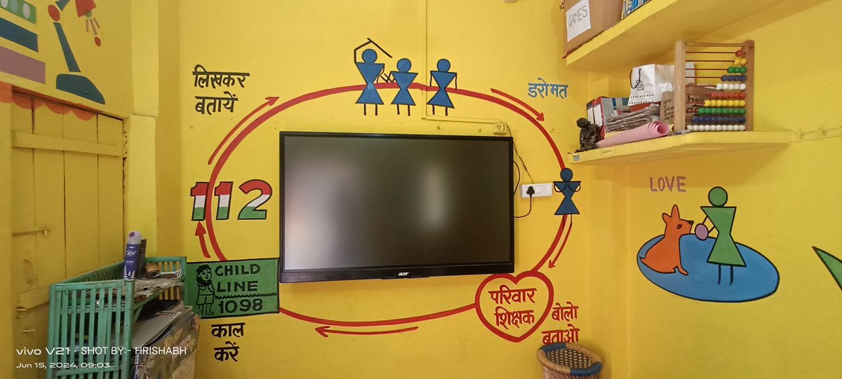 SarthakNGO's tweet photo. Yellow Rooms are designed to spark joy and curiosity!
With #interactive themes and vibrant #illustrations, these spaces promote a #love for learning, making every moment in the #YellowRooms an exciting and #joyful experience.
#UrbanSlums #TransformationalEducation
@ChiefSecyUP https://t.co/aTUuZUH0Pm