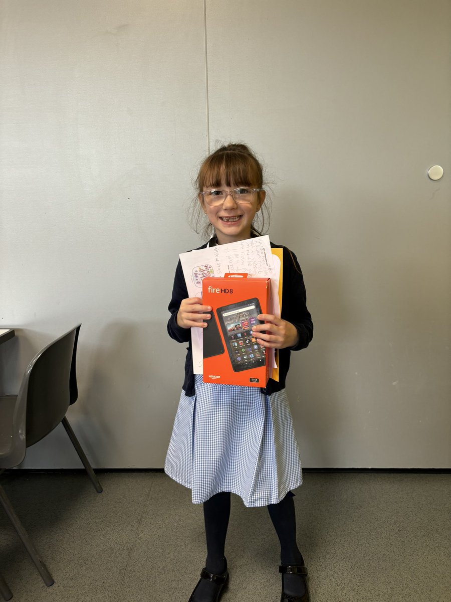 Frances from Make it Happen came to assembly today to announce the winners of the App Design competition. Congratulations to all of our winners! @makeith_app_en