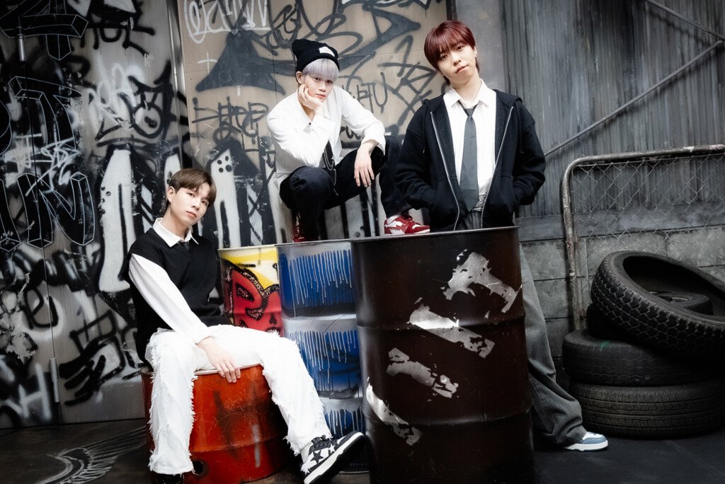 TOWER_ArYao's tweet photo. 【＃HYUNWOO ＆＃SPYSHE＆ ＃I1IT】

合同ミニライブが6/29 14:00～
光町スクエアにて開催✊✨

みなさまのご来店お待ちしています！！🥰

@ario_yao https://t.co/9zjGV6T48o