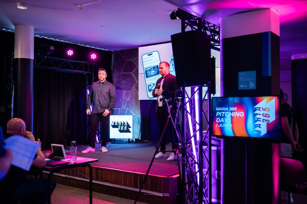 Maria 01 tweet media