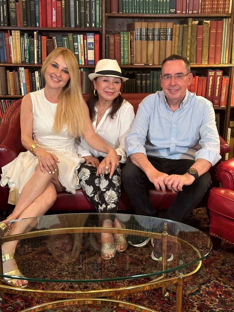 Academia de las Artes Escénicas de España tweet media