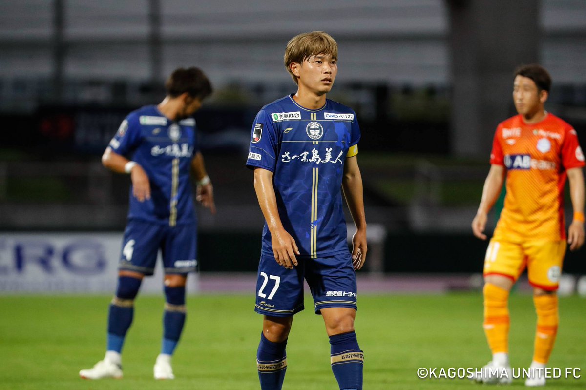__takumi27's tweet photo. 全員で苦しんだ、全員で努力したからこそ、全員の力で掴んだ勝利は格別だった。
内容は全く満足できるものではなかったけどここまでついてきてくれたサポーターと勝ち点3を勝ち取ることができて本当によかった。
勝つってやっぱり最高だ。
次もまた全員で最高の準備をしよう。
#鹿児島ユナイテッドFC https://t.co/3qSipMfqsO