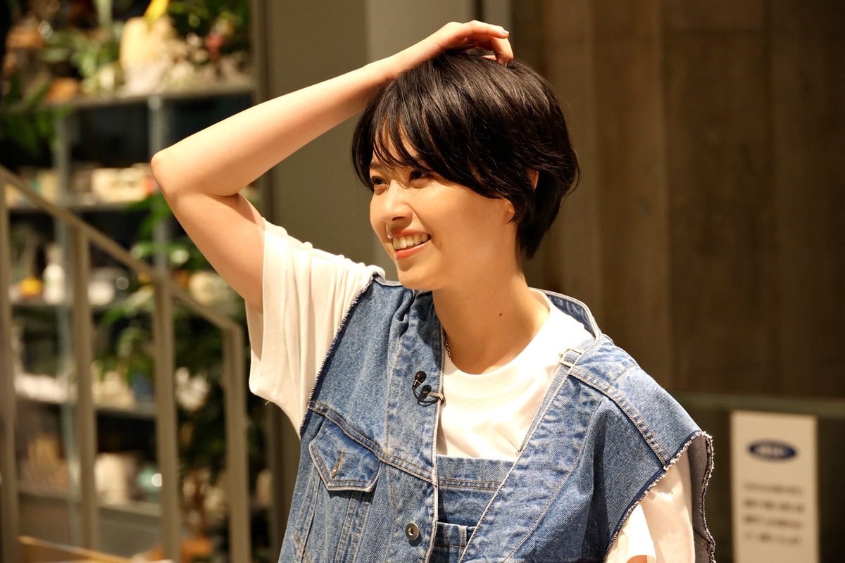 何かオモ です！ このあと、よる11時〜は #100回ツッコミ に #西野