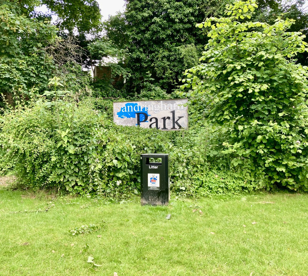 kazia knight (@sandringhampark) on Twitter photo Before and after giving around the sign a trim. Friend's of Sandringham park -Wetherby's Green Flag award winning park.
<a href="/GreenFlagAward/">GreenFlagAward</a> <a href="/YorkshireBloom/">Yorkshire in Bloom</a> Before and after giving around the sign a trim. Friend's of Sandringham park -Wetherby's Green Flag award winning park.
<a href="/GreenFlagAward/">GreenFlagAward</a> <a href="/YorkshireBloom/">Yorkshire in Bloom</a>