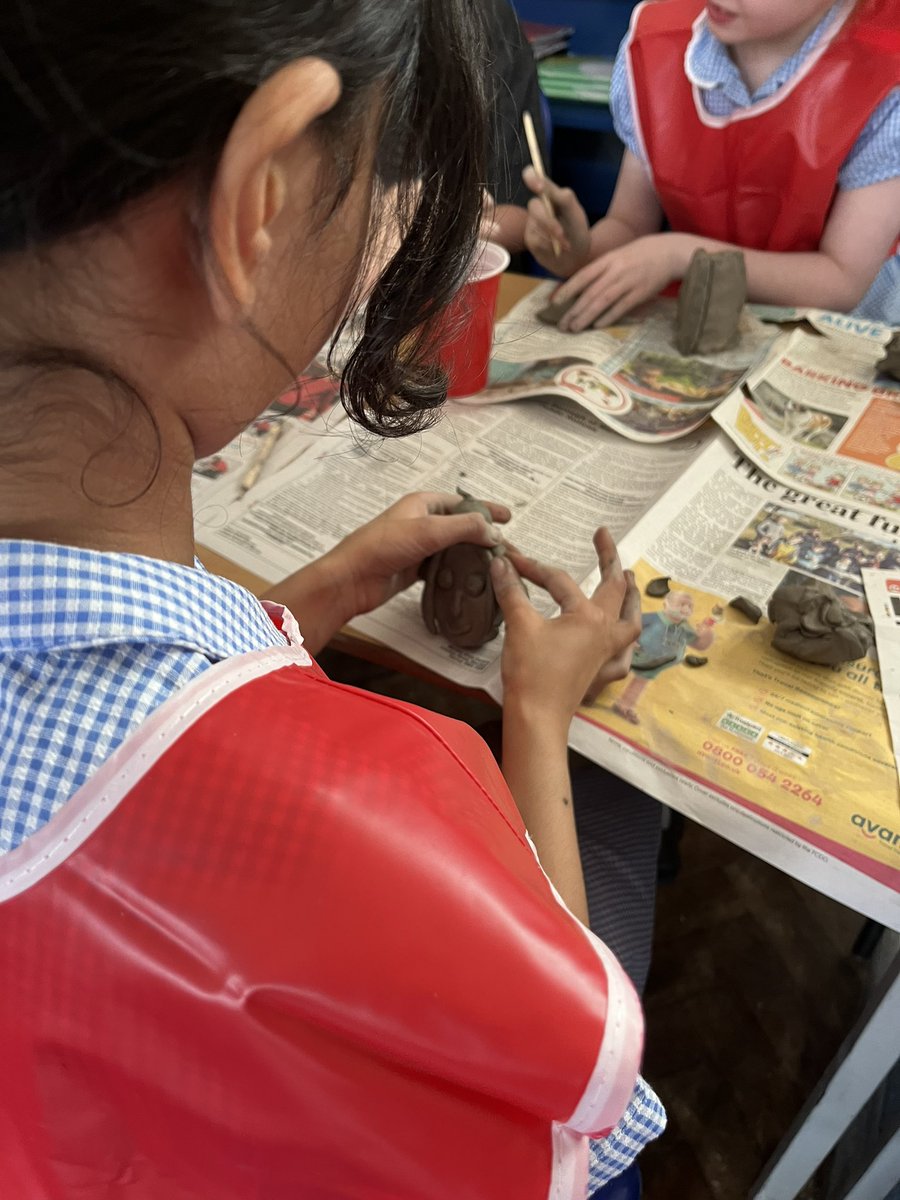 Y5@fircroft.family tweet media