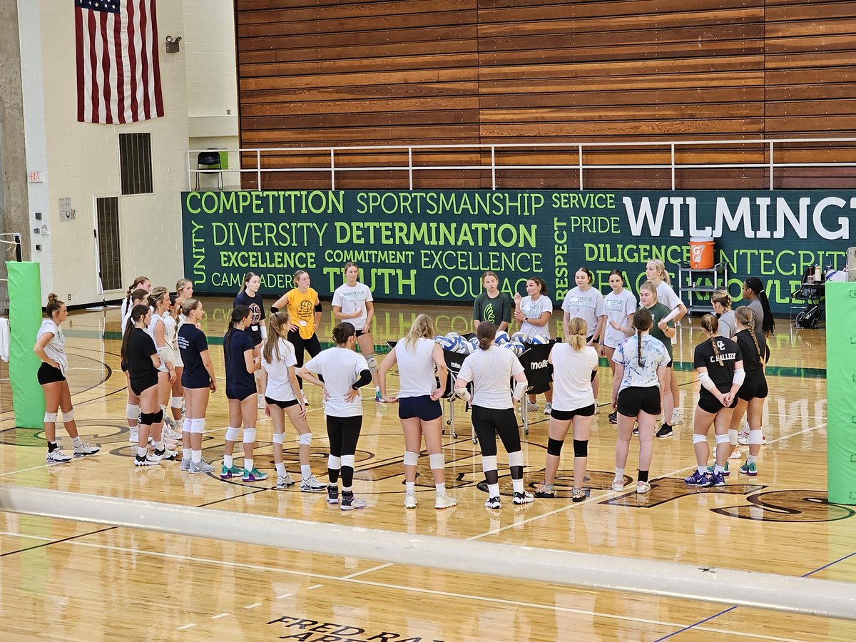 It was great meeting <a href="/DubC_Volleyball/">Wilmington College Volleyball</a> team members and other Quaker prospects at this weekend's prospect camp.  Thank you <a href="/CoachAly_W/">Aly</a> and Coach Braya, for a fun, fast-paced day of volleyball, and thanks Mom for the pics. 😉