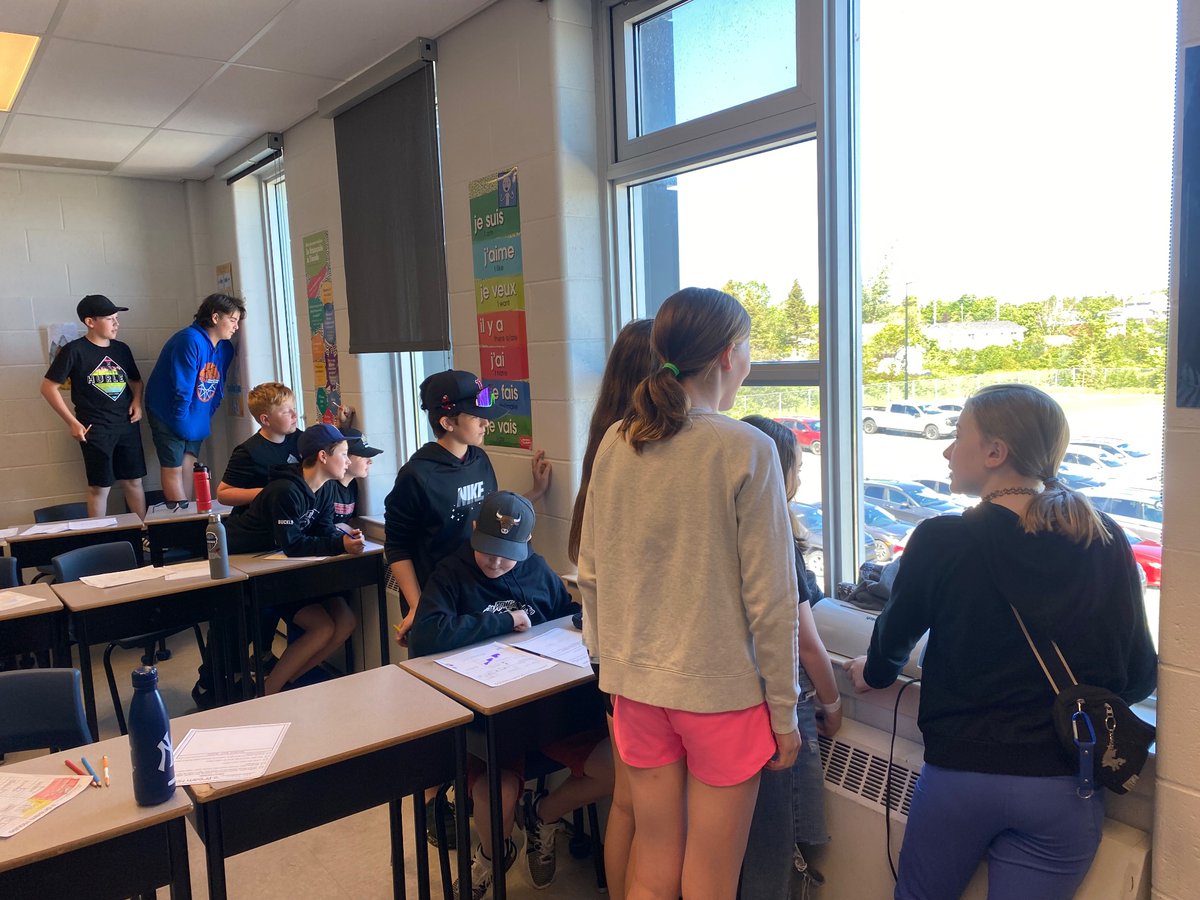 Watching mulch being dumped outside is surely more exciting than Monday morning math! <a href="/AdmiralsAcad_NL/">Admiral’s Academy Navigators 🏳️‍🌈</a>
