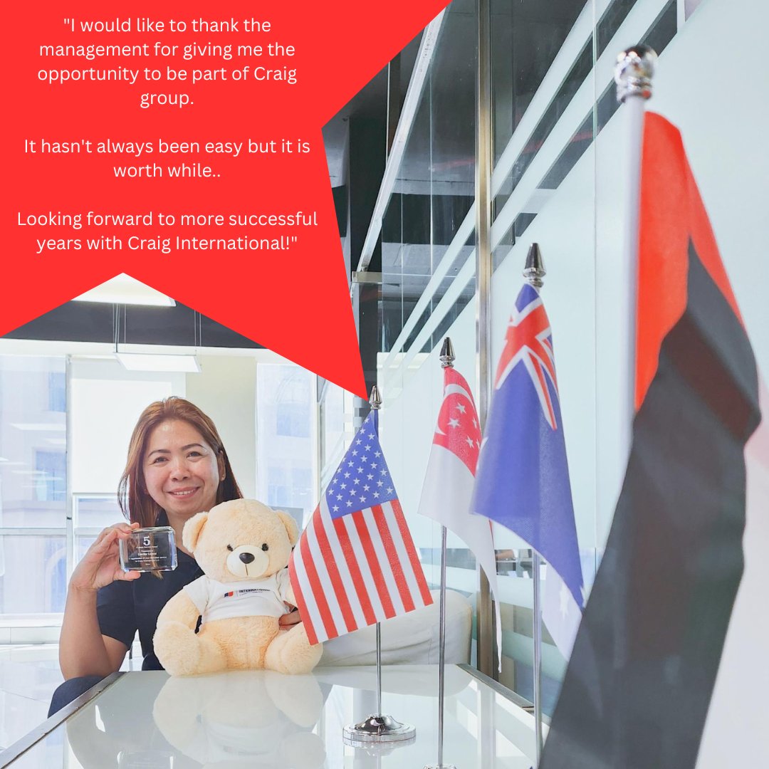 Craig_Int's tweet image. Excited to share that several members of our Dubai team have achieved a Five Year Long Service Award. 

Steve Gibson, regional director for The Middle East, Bijili Kiran, team leader, Camille Buenaluz, senior buyer and Cecille Cabral, in our accounts team, all received awards.