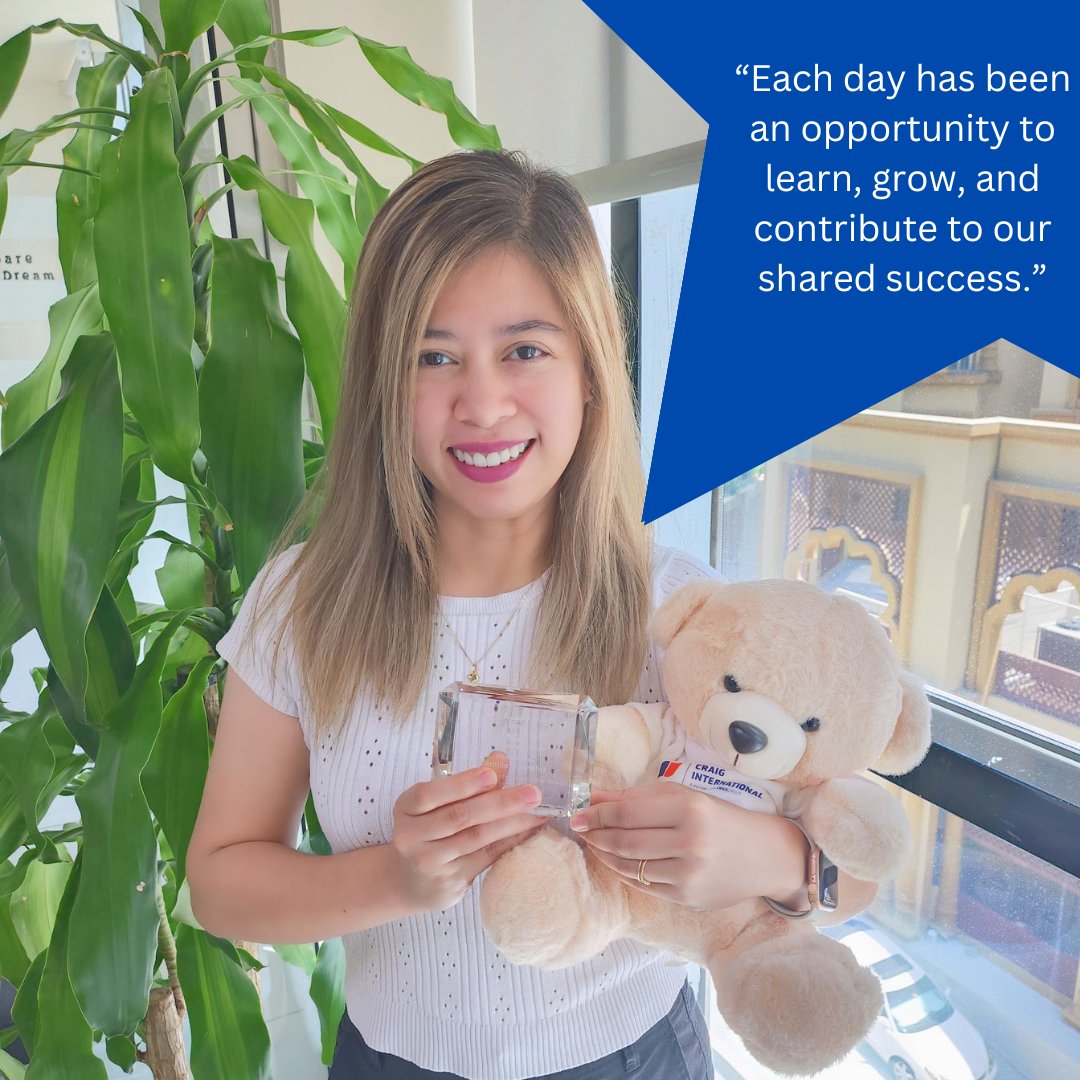 Craig_Int's tweet image. Excited to share that several members of our Dubai team have achieved a Five Year Long Service Award. 

Steve Gibson, regional director for The Middle East, Bijili Kiran, team leader, Camille Buenaluz, senior buyer and Cecille Cabral, in our accounts team, all received awards.