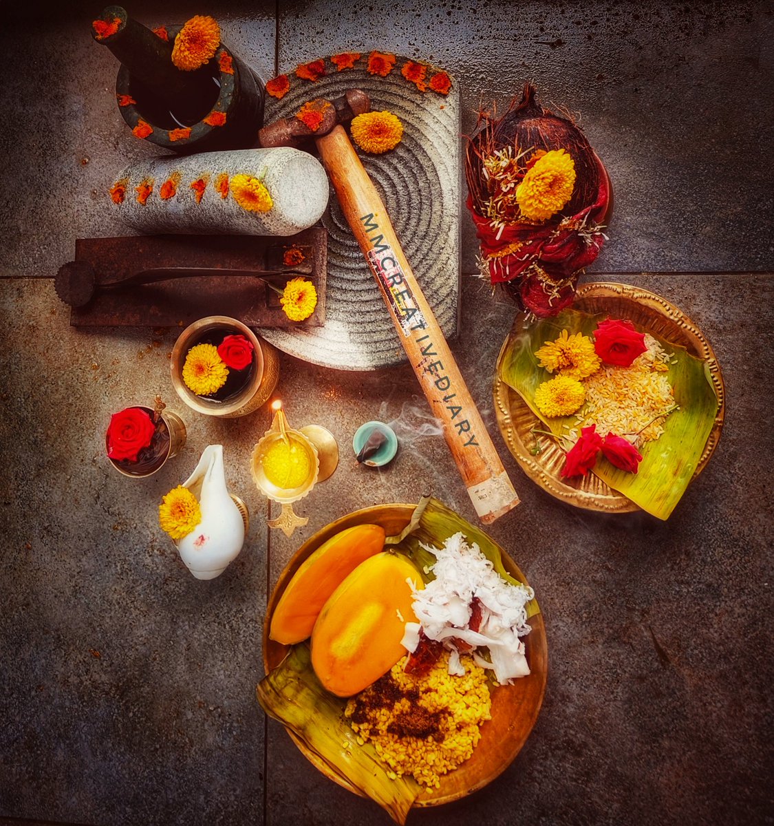 mmcreativediary's tweet photo. #BasumatiSnana, Today is the day from which women and the farmers will resume the   household chore and farming after three days of raja break.
#MMCreativediary @BBSRBuzz https://t.co/a01qekbxHb