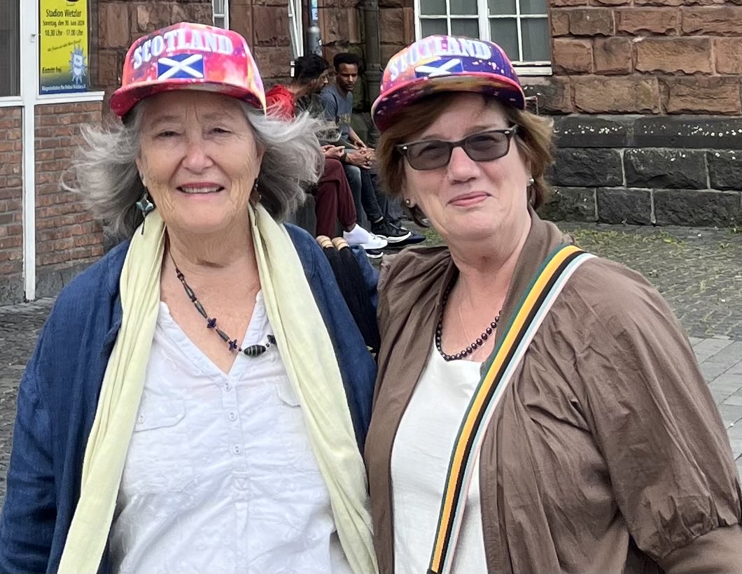 Marion Burns (@mcgregor_marie) on Twitter photo Flying the flag for Scotland in Giessen, meeting colleagues from Justis Liebig University to scope out collaboration with University of Strathclyde. A focus on play but wonโt be kicking a football! #BeingMe โฆ<a href="/AlineDunlop/">Aline-Wendy</a>โฉ โฆ<a href="/lornaarnott/">Dr. Lorna Arnott</a>โฉ โฆโฆ<a href="/LynieT/">๐๐ช๐๐๐ ๐</a>โฉ Flying the flag for Scotland in Giessen, meeting colleagues from Justis Liebig University to scope out collaboration with University of Strathclyde. A focus on play but wonโt be kicking a football! #BeingMe โฆ<a href="/AlineDunlop/">Aline-Wendy</a>โฉ โฆ<a href="/lornaarnott/">Dr. Lorna Arnott</a>โฉ โฆโฆ<a href="/LynieT/">๐๐ช๐๐๐ ๐</a>โฉ