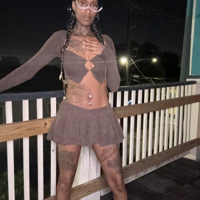 #NewProfilePic https://t.co/vDmmzccs4F<a href="/tag/newprofilepic"class="tags">#NewProfilePic</a>