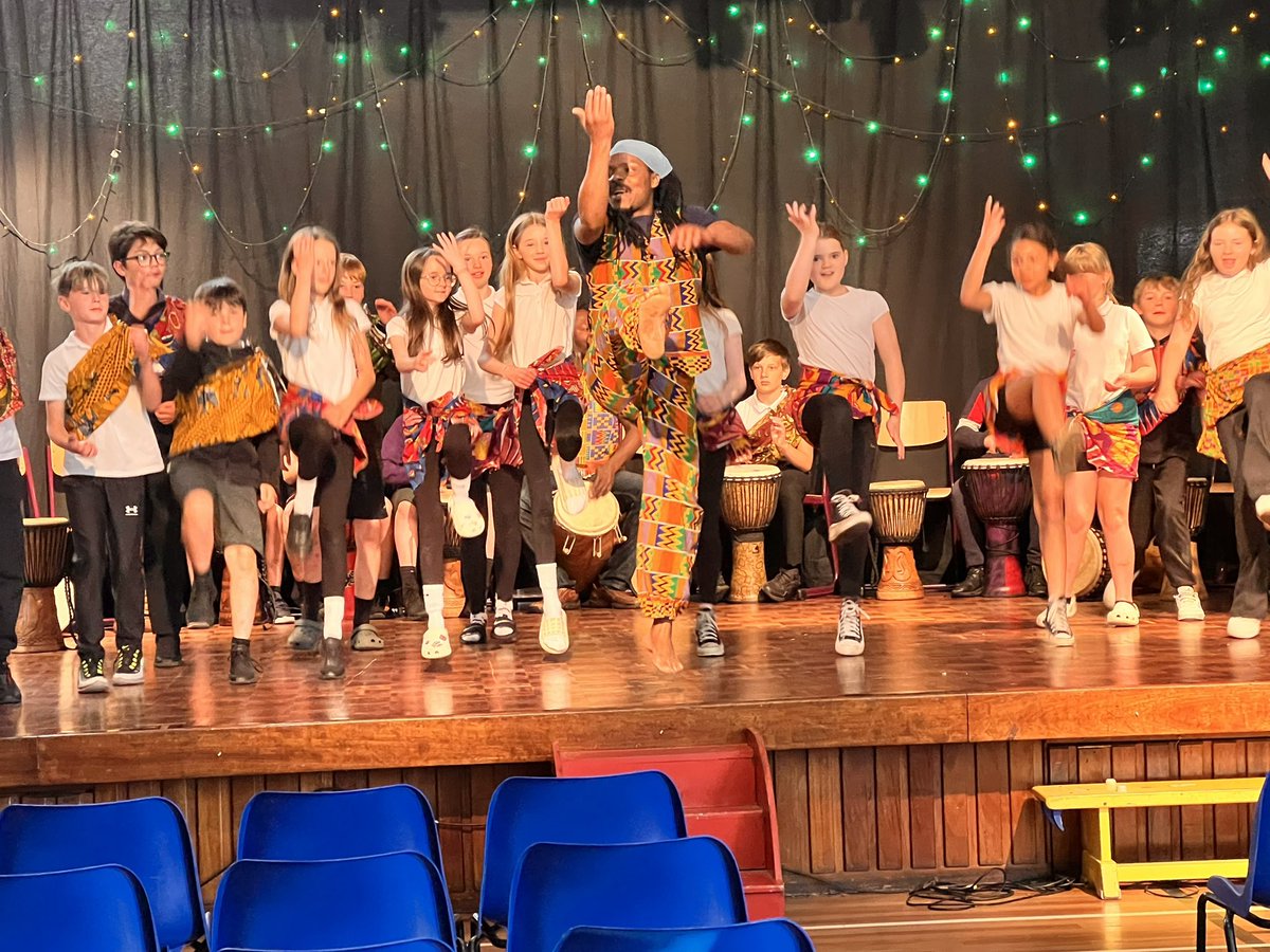 Our Primary 6 have been experiencing African Drumming and Dance.