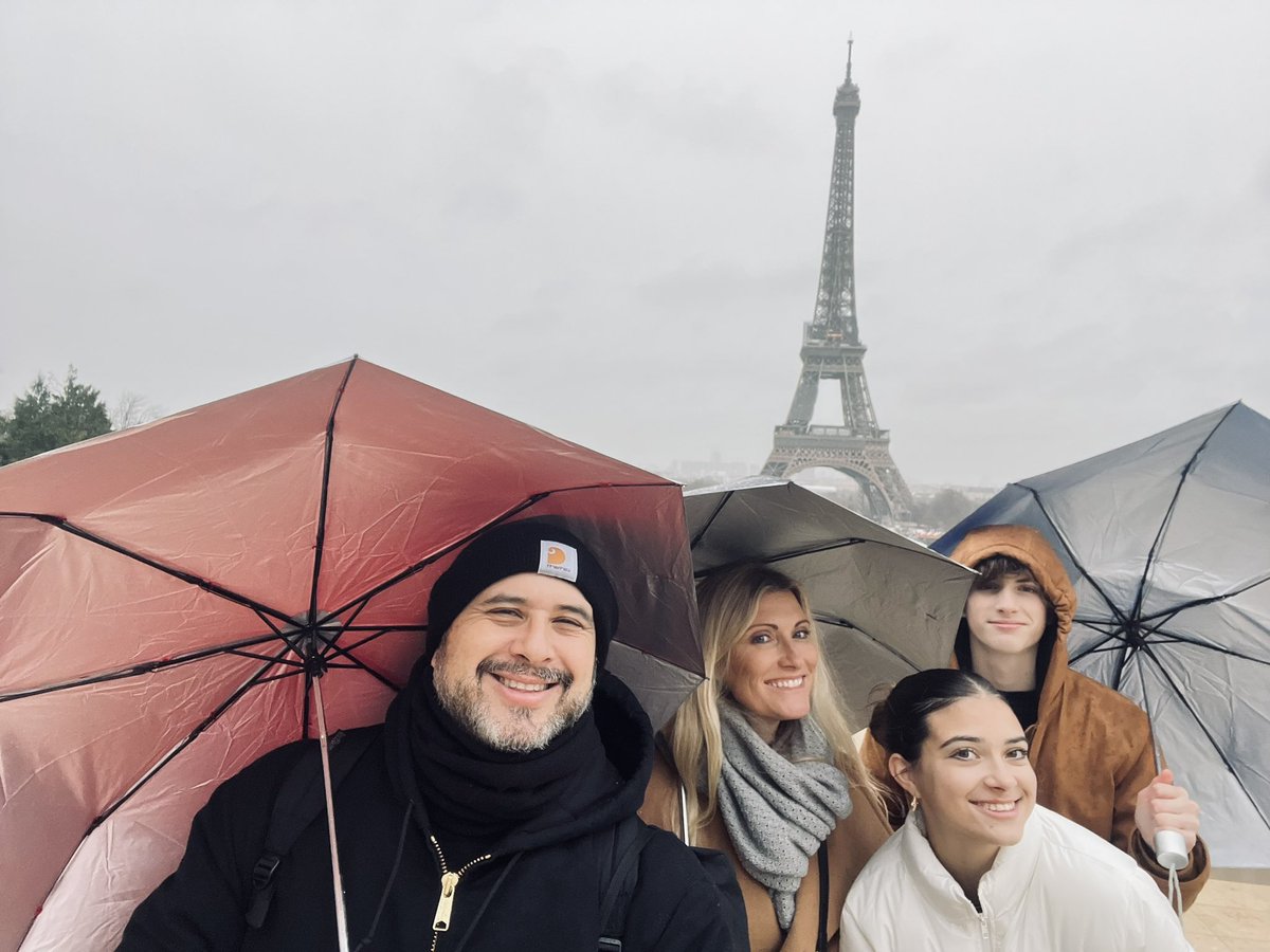 Gonzalo La Cava tweet media