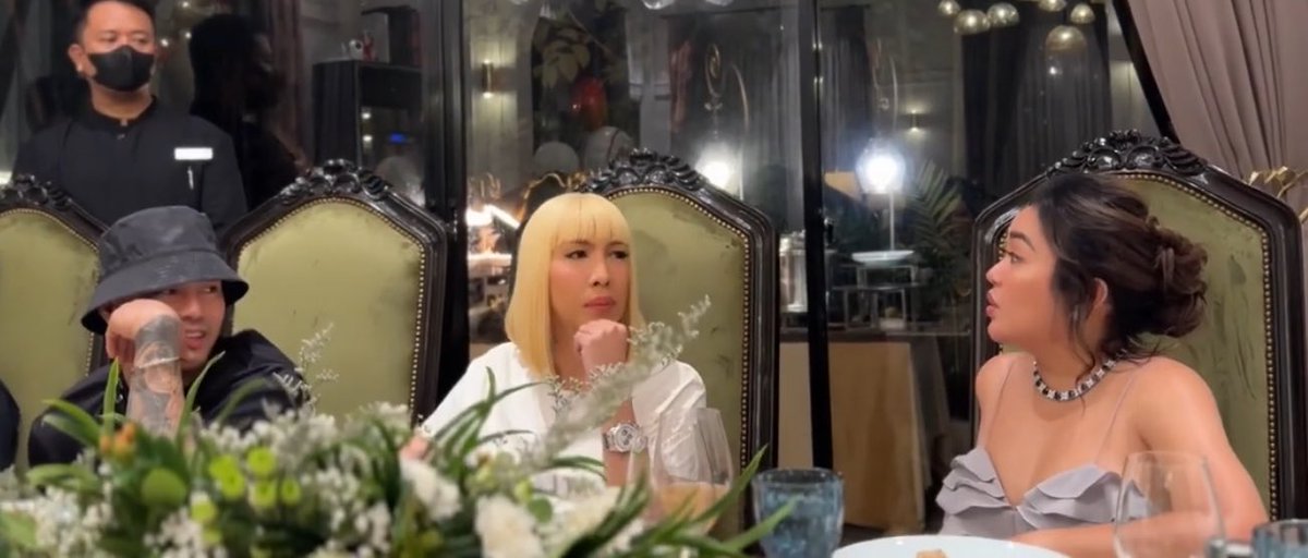 viceyyglam's tweet photo. Ms. Kim and Ion talking about motorcycles si Ganda clueless hahahahaha cuteeee 🥹

#ViceGanda | #ViceIon | #IonPerez https://t.co/wIuot8k7GY