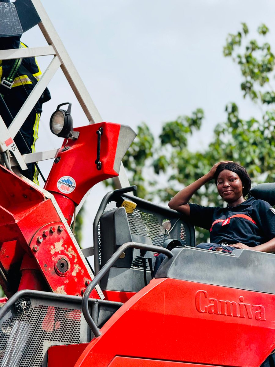 expertisefrance's tweet photo. 📸🚒Retour en images sur la 100ème session de formation organisée dans le cadre du projet Protection Civile en Afrique de l'Ouest (PCAO) de la @CoopSecuDefense de @francediplo, mis en œuvre par Expertise France, en partenariat avec la Direction Générale de la Sécurité Civile et de la Gestion des Crises (DGSCGC) et la Direction de la coopération internationale de sécurité (DCIS) du @Interieur_Gouv . 

▶ Depuis 2022, le projet PCAO (phase 3) vise principalement à dispenser des formations techniques au bénéfice des institutions de protection civile en Mauritanie, au Sénégal, au Togo, au Bénin, en Côte d’Ivoire et en Guinée-Conakry.

▶ Remerciements à l'ensemble des acteurs français impliqués dans ces actions de formation : de la direction et la coordination depuis Paris @CoopSecuDefense, la DGSCGC à la supervision sur le terrain grâce à nos coopérants, sans oublier les experts formateurs qu'ils soient issus des Services Départementaux d'Incendie et de Secours, de la brigade des @PompiersParis ou des Formations Miliaires de la Sécurité Civile (FORMISC).
