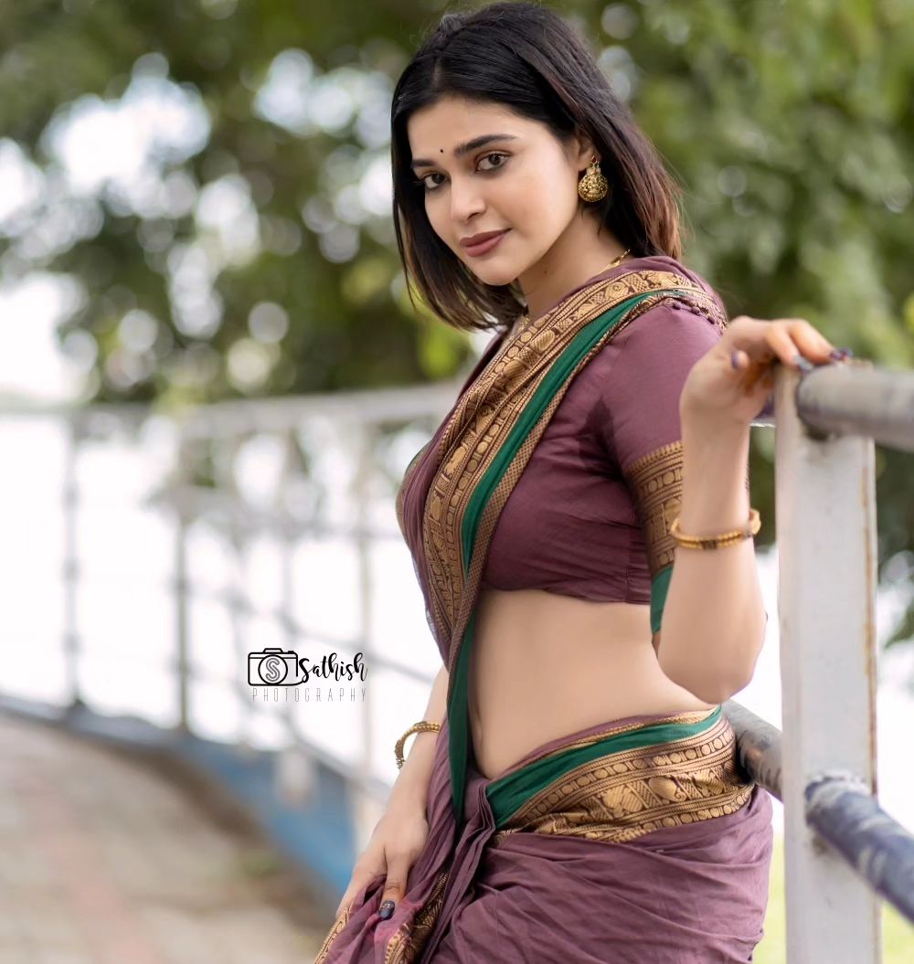 GQRzNk8bEAASrn_?format=jpg&name=medium