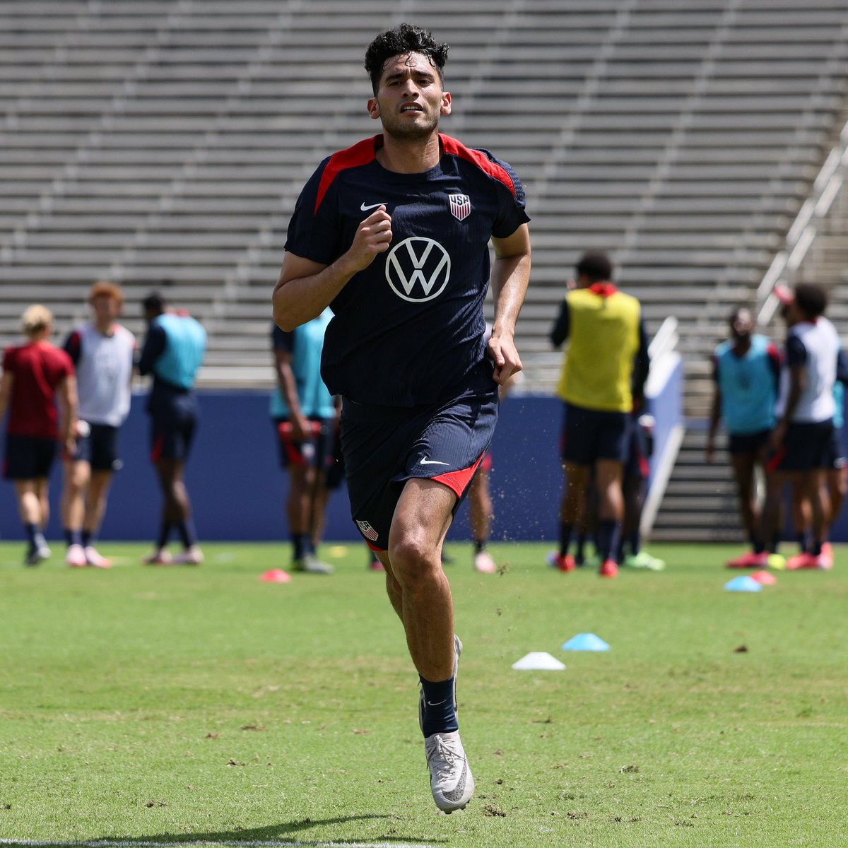 USMNT's tweet photo. El Tren back in Texas 🚂 https://t.co/WNwxKFEmQ3