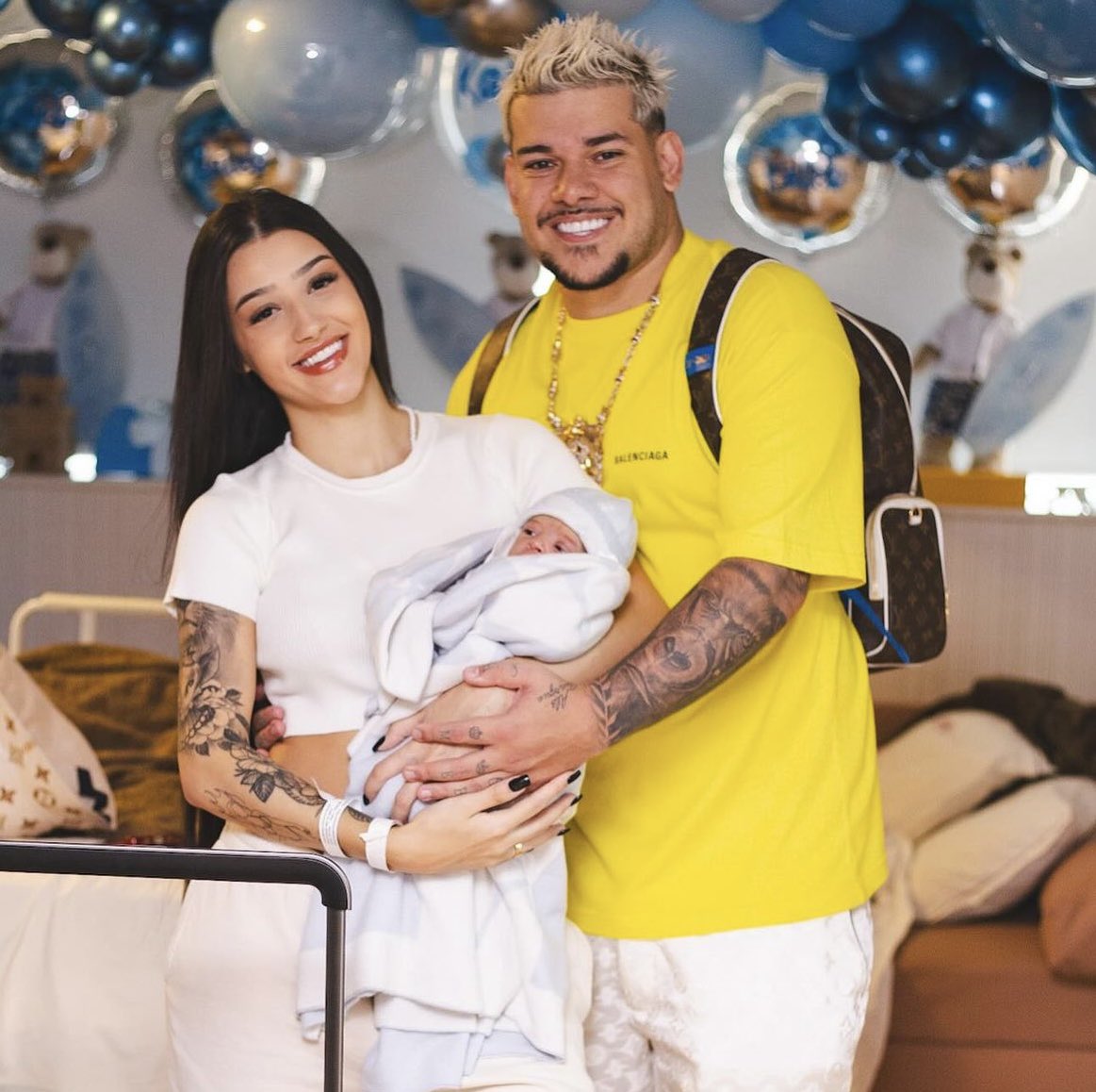 Segue a Cami tweet media