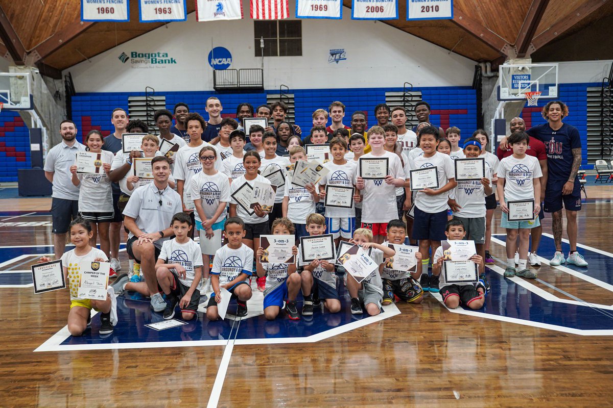 🏀 |  Get your fix of summer fun and hoops at Jack Castleberry’s Burgundy and Blue Basketball Camp! Meet the FDU players, develop your skills, and spend the week with us in Hackensack! 

Sign up at …kcastleberrybasketball.totalcamps.com

#uKNIGHTED