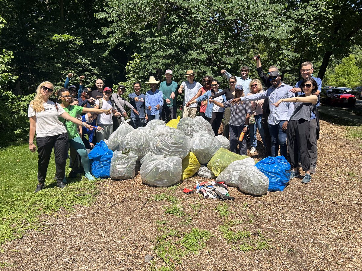 Rhoda Weeks-Brown (@rhodaweeksbrown) on Twitter photo We weeded out 36 bags of English ivy last week!
Privileged to have given back with the fantastic <a href="/IMFNews/">IMF</a> Legal team. Guided by <a href="/LoveRockCreek/">Rock Creek Conservancy</a>, we helped protect over 1,800 sq ft of forest in <a href="/RockCreekNPS/">Rock Creek Park</a>. We sweated a little & learned a lot together. tinyurl.com/4c2je696 We weeded out 36 bags of English ivy last week!
Privileged to have given back with the fantastic <a href="/IMFNews/">IMF</a> Legal team. Guided by <a href="/LoveRockCreek/">Rock Creek Conservancy</a>, we helped protect over 1,800 sq ft of forest in <a href="/RockCreekNPS/">Rock Creek Park</a>. We sweated a little & learned a lot together. tinyurl.com/4c2je696