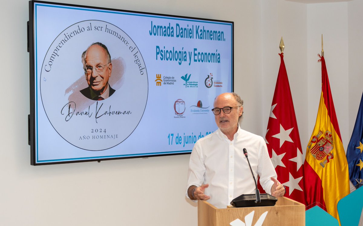 Colegio Oficial de la Psicología de Madrid tweet media