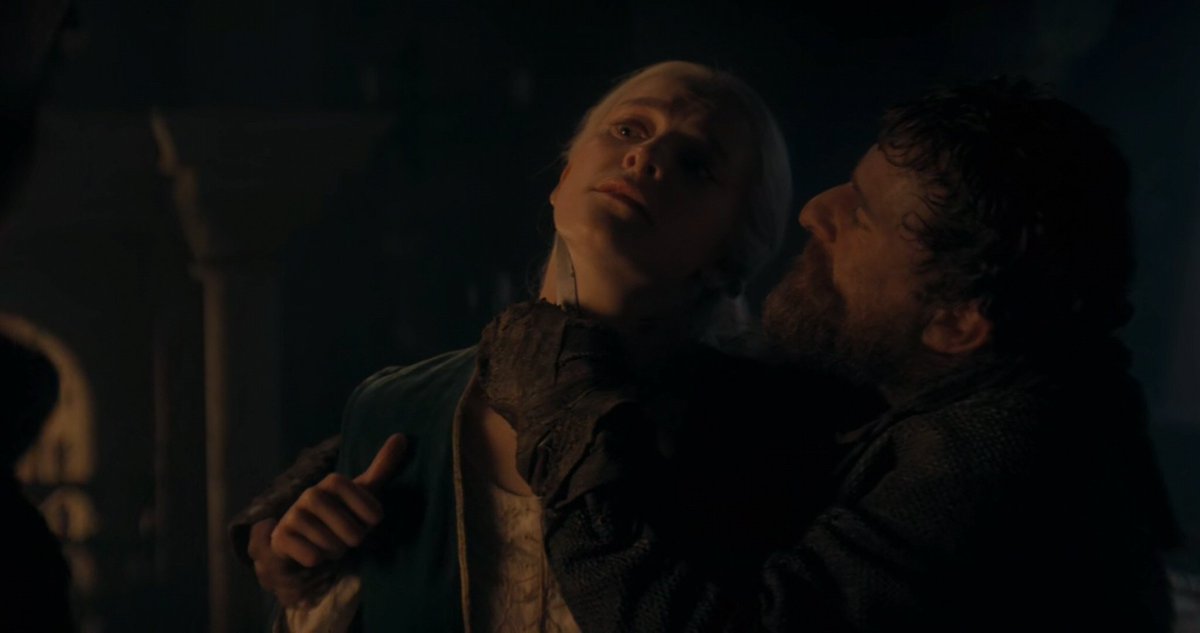 JavierWoT's tweet photo. Spoiler

Se ha hablado mucho de la decepción que muchos hemos sentido con el momento de Sangre y Queso en #HouseoftheDragon Os voy a dar mi opinión más sincera, porque a mí, personalmente, no me ha gustado nada.

Dentro Hilo: https://t.co/ddNLfH1YHt