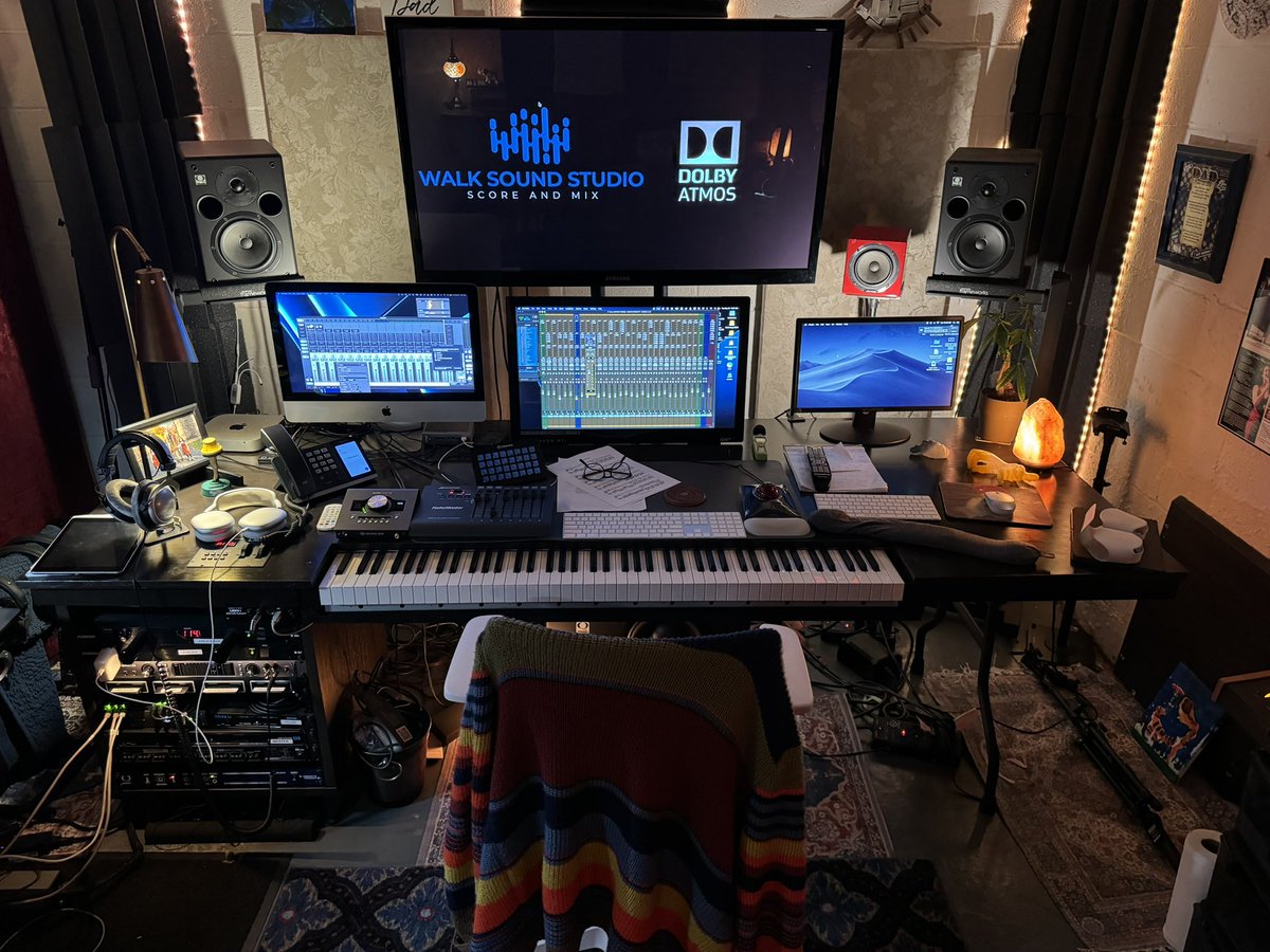 IamAntRodriguez's tweet photo. Back to work! Lots of deliverables to prep and new productions to begin. Let’s roll!!!!!!

#musicproduction #productionmusic #fyp #seemystudio #anthonyrodriguez #musiccomposer #filmcomposer #musicproducer #walksoundstudio #composersdesk #recordingstudio #studiosession https://t.co/l5VWkiwYTX